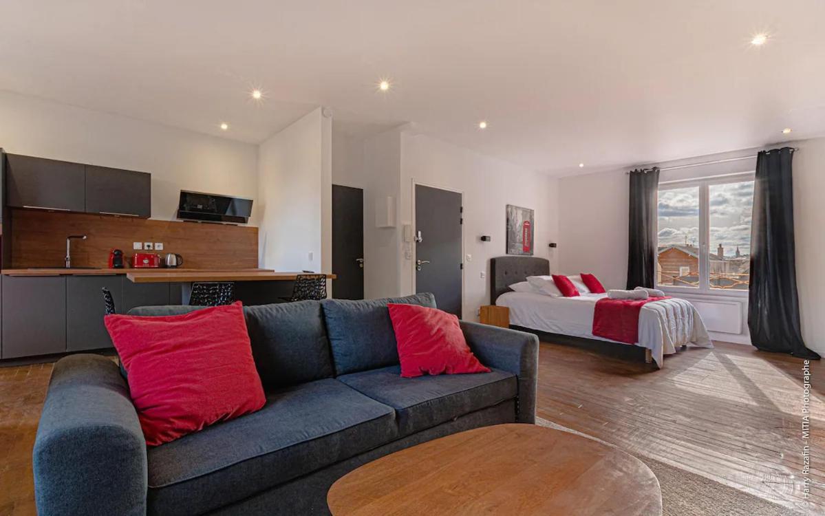 Les Suites Locarno Limoges Luaran gambar