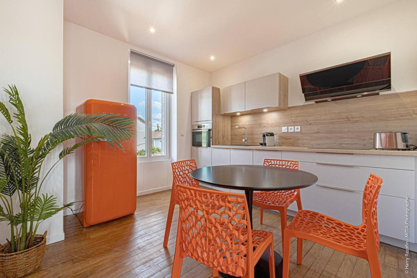 Les Suites Locarno Limoges Luaran gambar